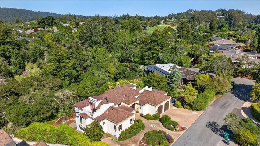 41 South Circle, Santa Cruz, California 95060