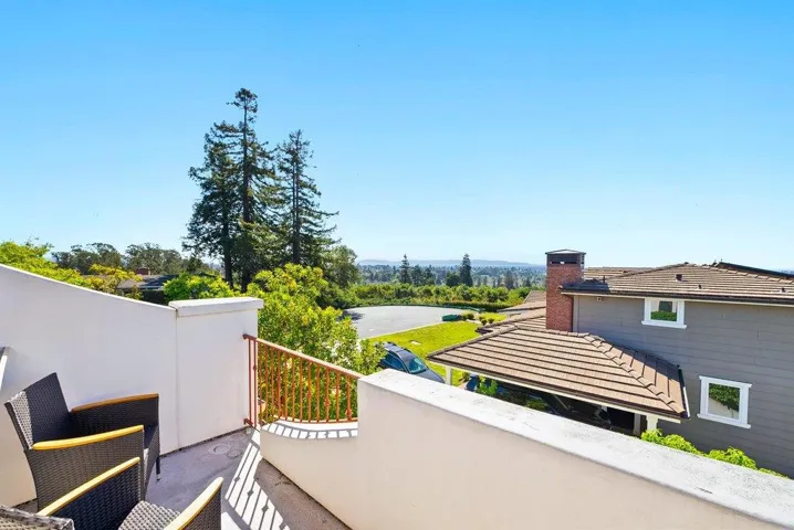 41 South Circle, Santa Cruz, California 95060