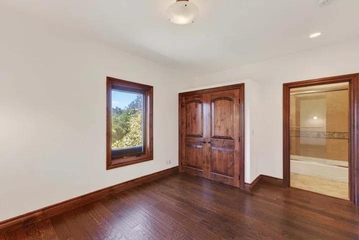 41 South Circle, Santa Cruz, California 95060