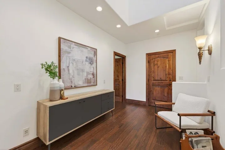 41 South Circle, Santa Cruz, California 95060