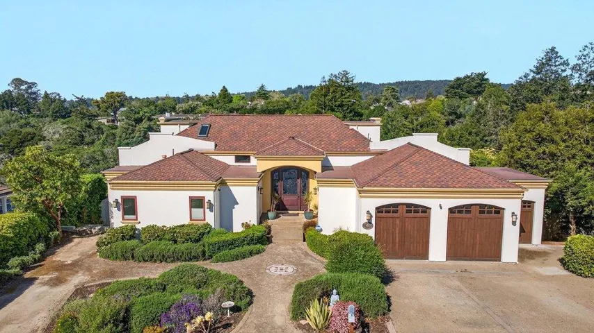 41 South Circle, Santa Cruz, California 95060