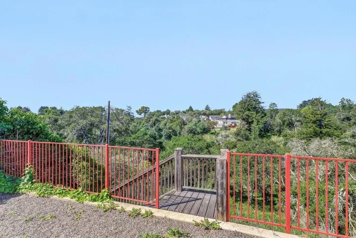 41 South Circle, Santa Cruz, California 95060