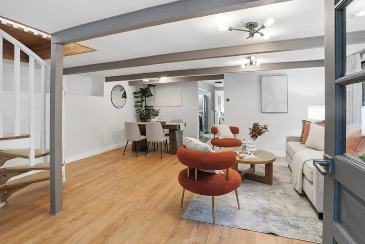 24250 Glenwood Drive, Los Gatos, California 95033