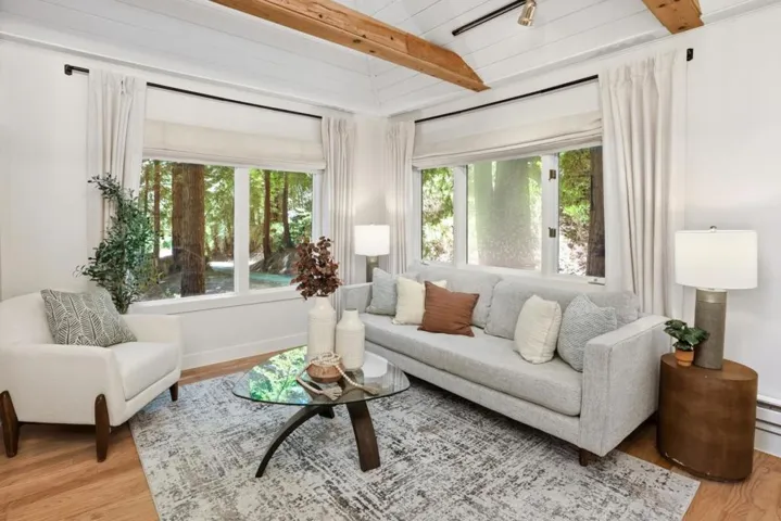 24250 Glenwood Drive, Los Gatos, California 95033