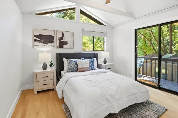 24250 Glenwood Drive, Los Gatos, California 95033