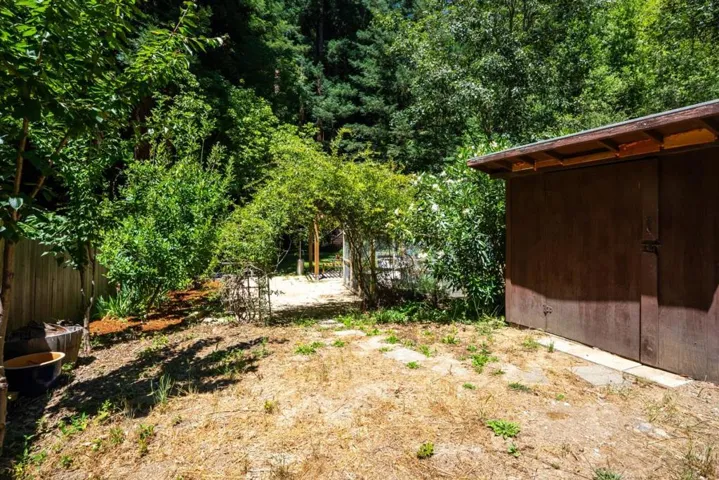 24250 Glenwood Drive, Los Gatos, California 95033