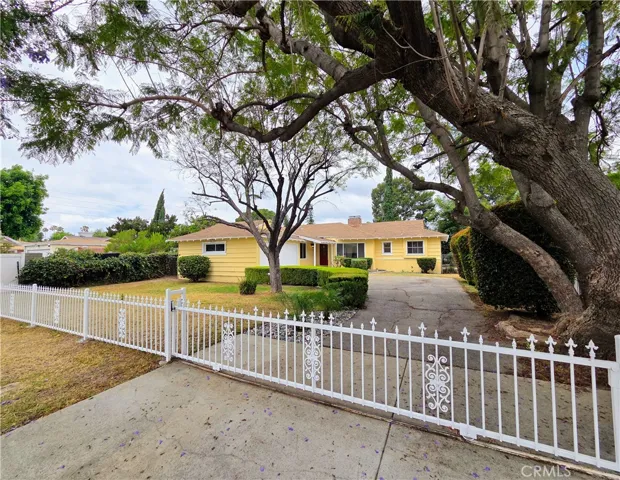 6543 Blewett, Van Nuys, California 91406