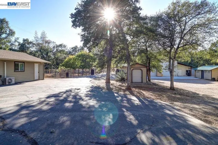 19650 Russell, Cottonwood, California 96022