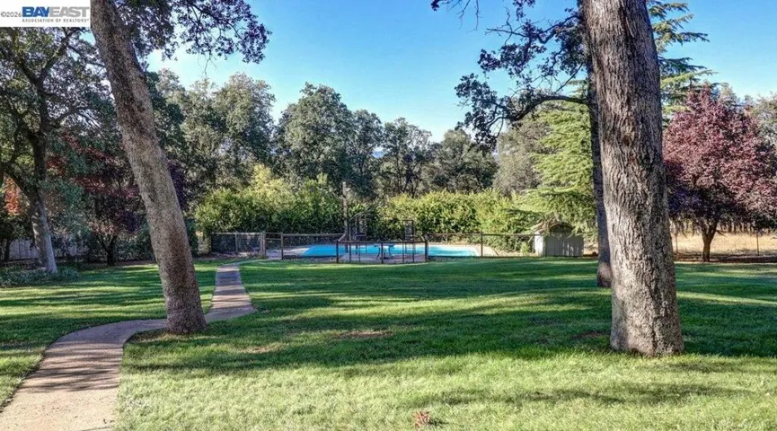 19650 Russell, Cottonwood, California 96022