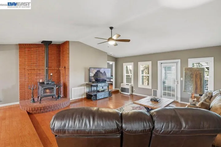 19650 Russell, Cottonwood, California 96022