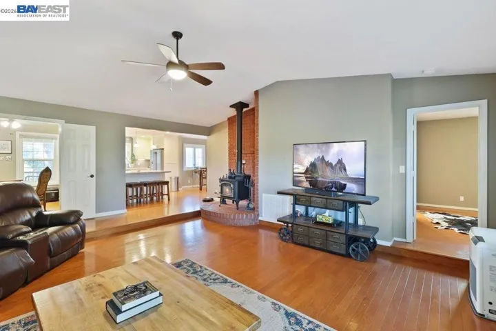 19650 Russell, Cottonwood, California 96022
