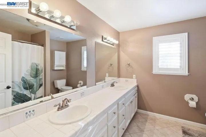 19650 Russell, Cottonwood, California 96022
