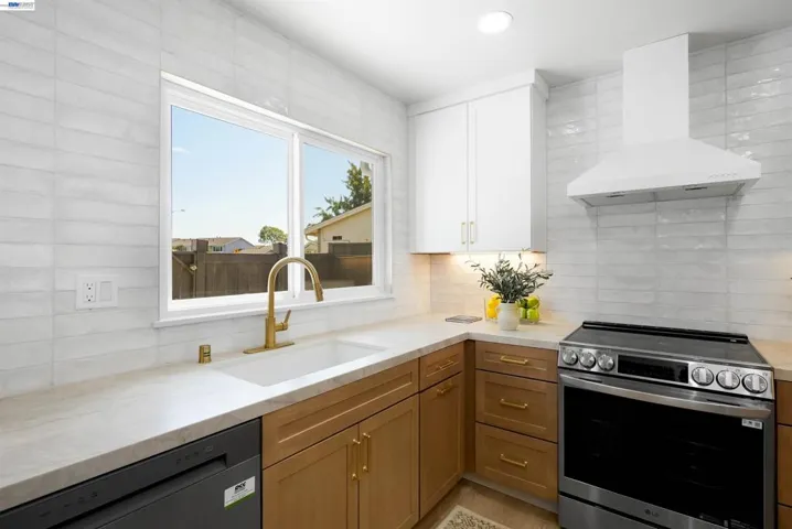 31265 Lily St, Union City, California 94587