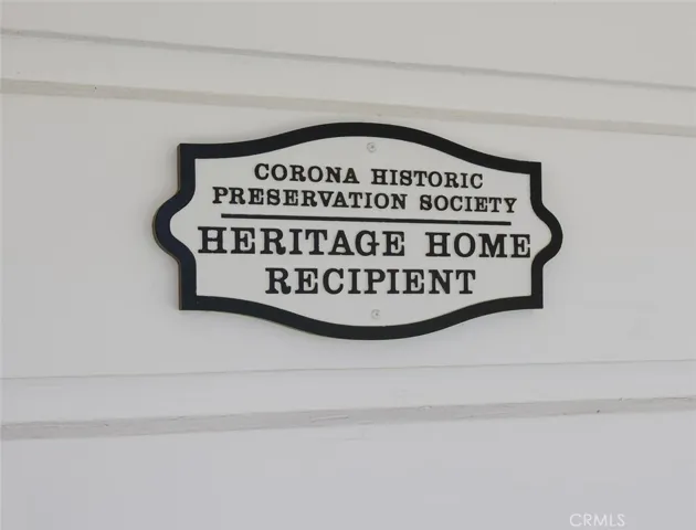 1052 E Grand Boulevard, Corona, California 92879