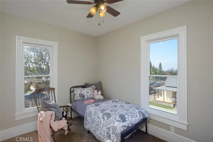 1052 E Grand Boulevard, Corona, California 92879
