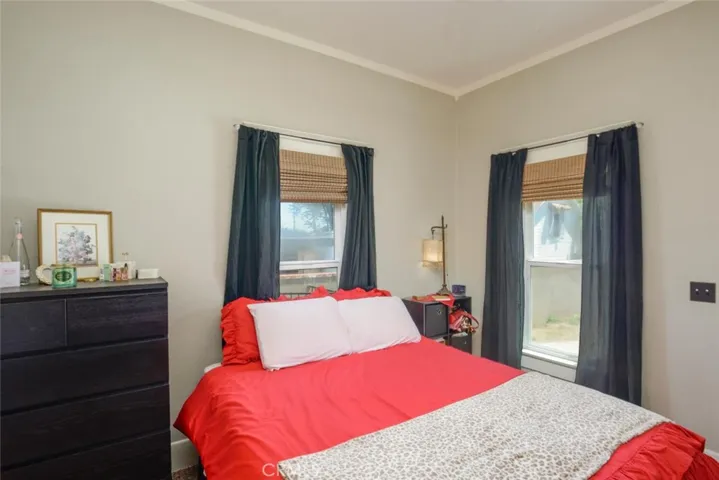 1052 E Grand Boulevard, Corona, California 92879