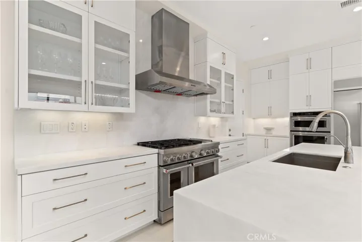 115 Sky Hts, Irvine, California 92602
