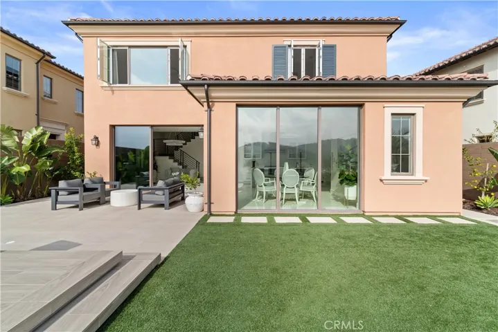 115 Sky Hts, Irvine, California 92602
