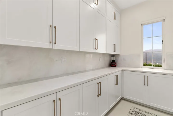 115 Sky Hts, Irvine, California 92602