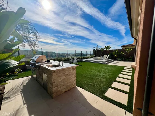 115 Sky Hts, Irvine, California 92602