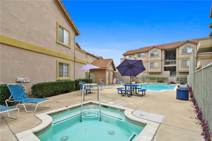 Association pool and spa