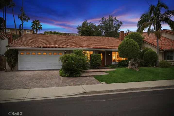 27201 Galvez, Mission Viejo, California 92691