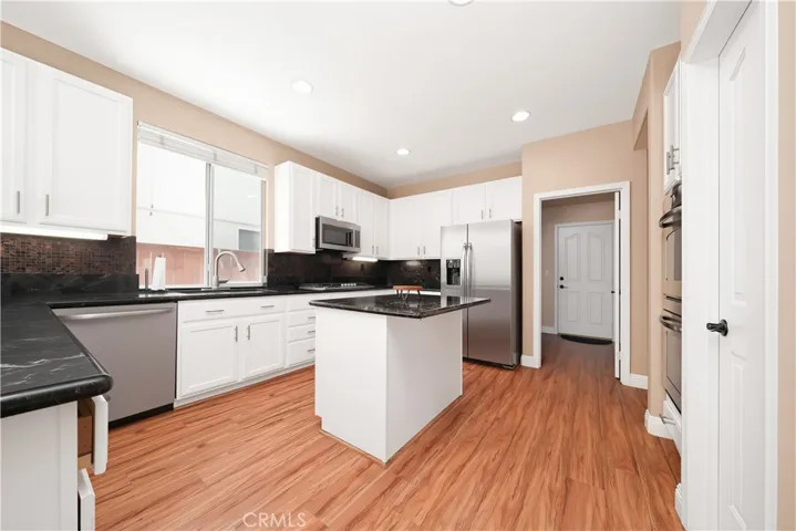 45277 Chateau Court, Temecula, California 92592