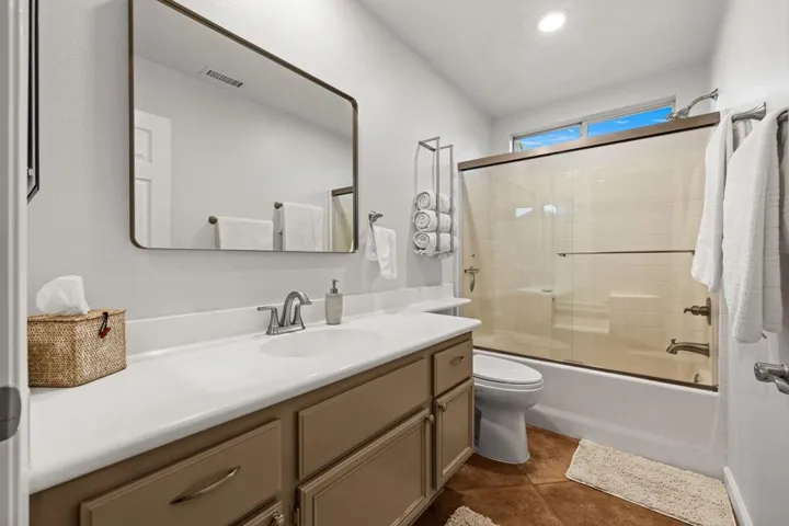 56-web-or-mls-2H8A1024