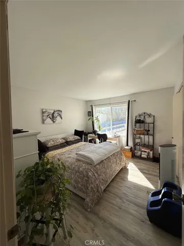18411 Hatteras, Tarzana, California 91356
