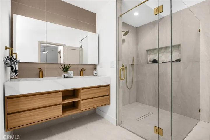 1425 Marianna Road, Pasadena, California 91105