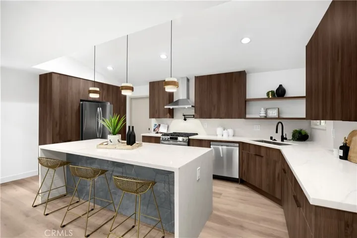 1425 Marianna Road, Pasadena, California 91105