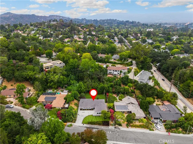1425 Marianna Road, Pasadena, California 91105