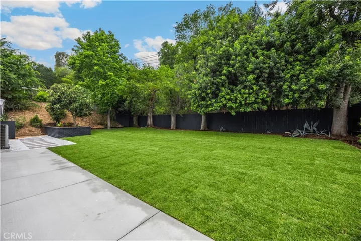 1425 Marianna Road, Pasadena, California 91105
