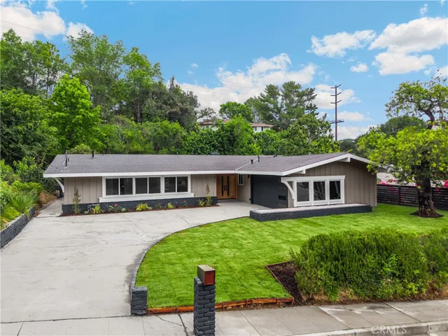 1425 Marianna Road, Pasadena, California 91105