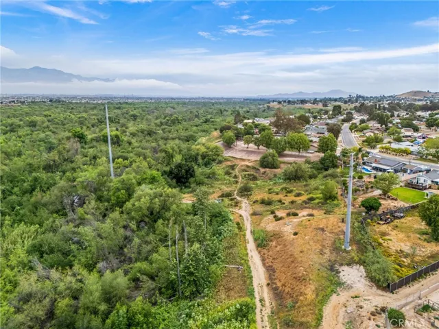 3998 Bluff, Norco, California 92860