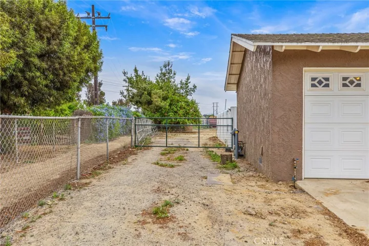 3998 Bluff, Norco, California 92860