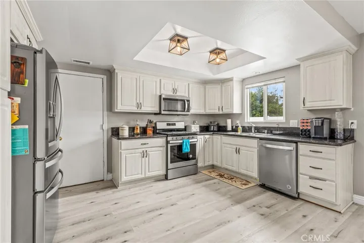 3998 Bluff, Norco, California 92860