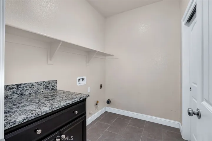 3774 Magellan, Merced, California 95340