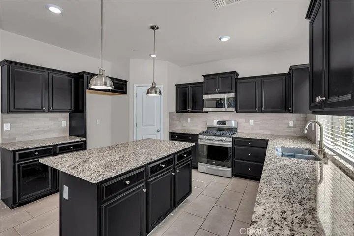 3774 Magellan, Merced, California 95340