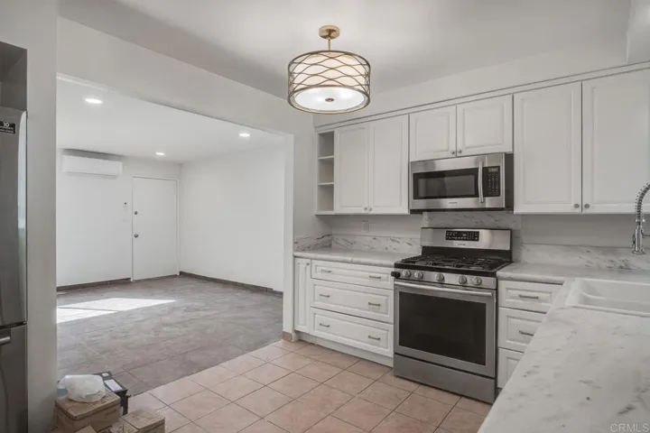 737 N Alda Drive, San Marcos, California 92069