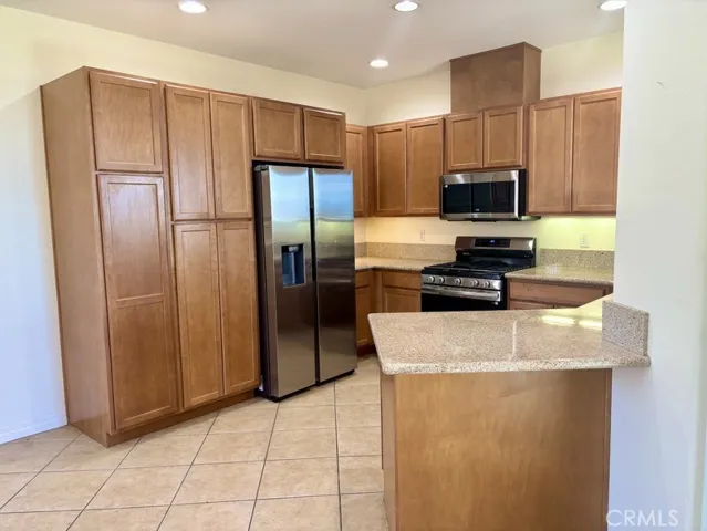 8422 Meadows, Desert Hot Springs, California 92240