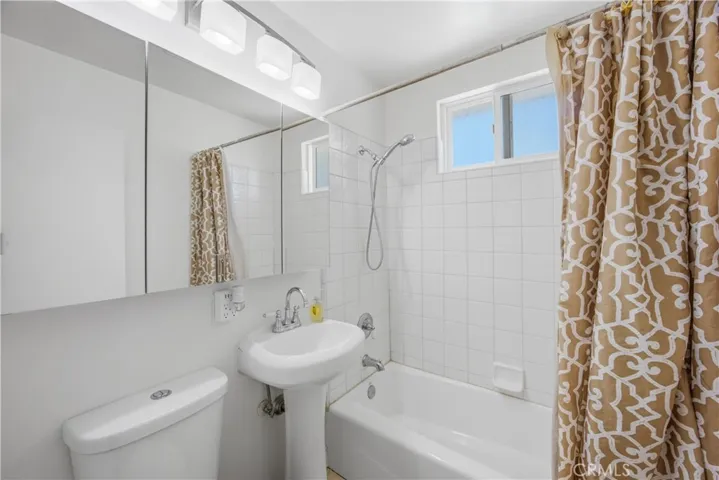 Full Bath