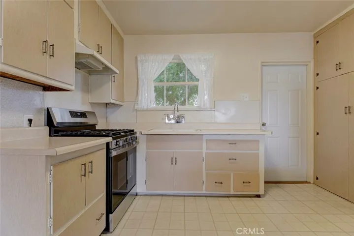 5533 W 120th, Inglewood, California 90304
