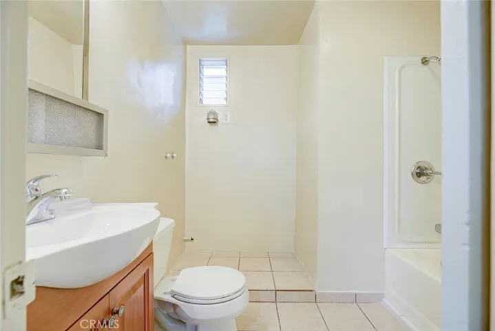 5533 W 120th, Inglewood, California 90304