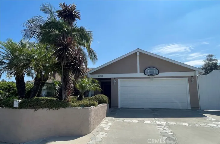 23912 La Chiquita, Mission Viejo, California 92691