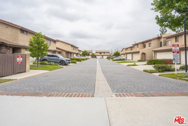 1071 N Glendora Avenue, Covina, California 91724