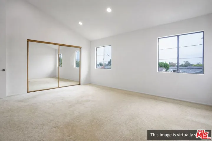 1071 N Glendora Avenue, Covina, California 91724