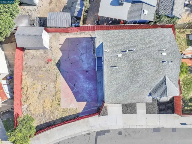 425 W 8th St, Pittsburg, California 94565