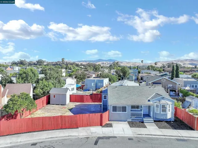 425 W 8th St, Pittsburg, California 94565