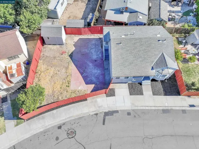 425 W 8th St, Pittsburg, California 94565